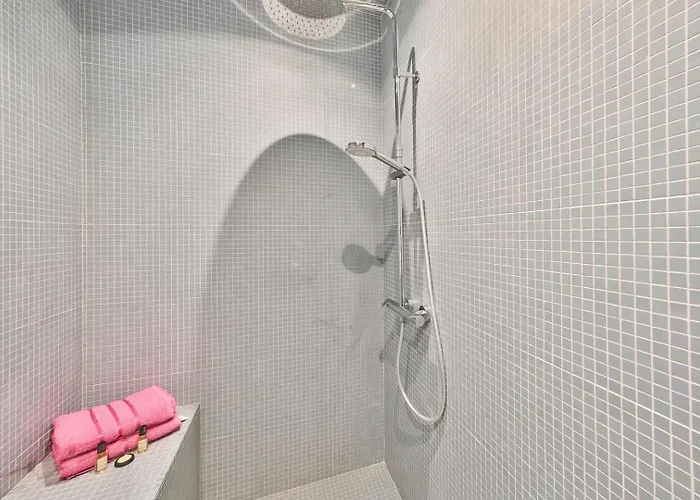 Guestready - Atypic Near Montmartre Lägenhet